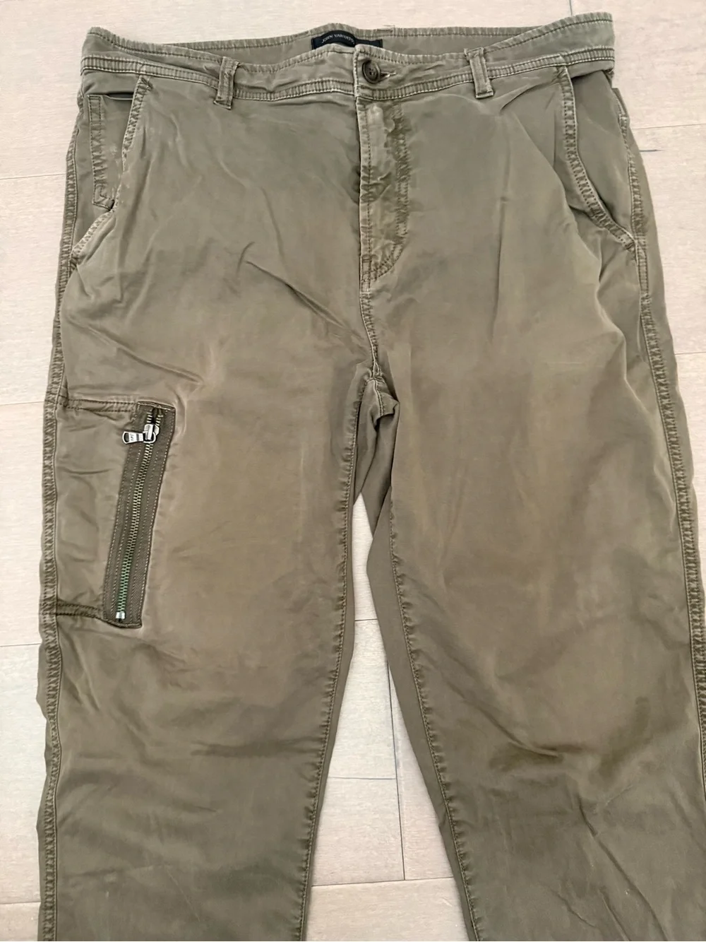 John Varvatos USA Men's Olive Cargo Utility Zip Pocket Pants, Size 33 - Picture 2 of 15